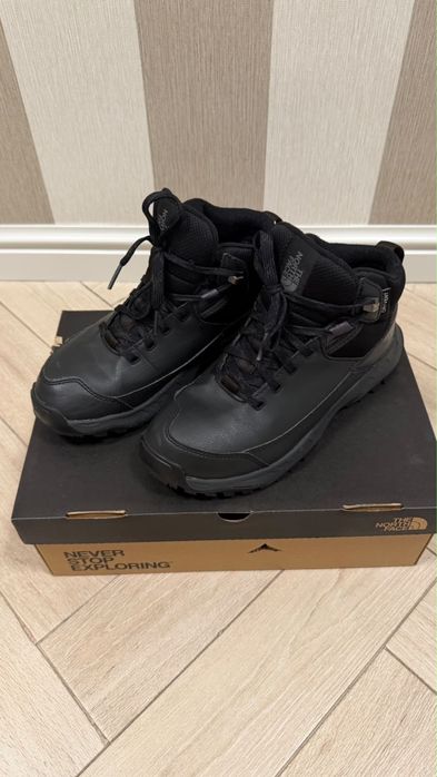 Продам The north face