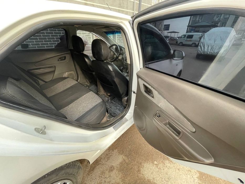 Кобилт сотилади 2014