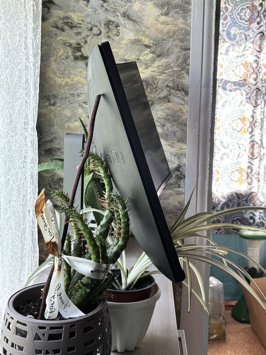 Монитор Redmi  180гц в хорошом состояни