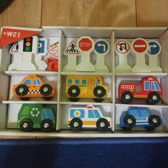 Запазени детски играчки