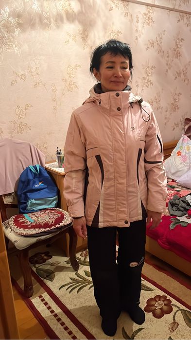 Продам лыжный костюм