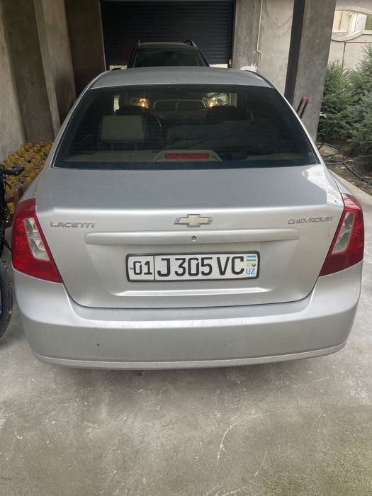 Lacetti 2014 йил сотилади срочно люк бор 3 позиция