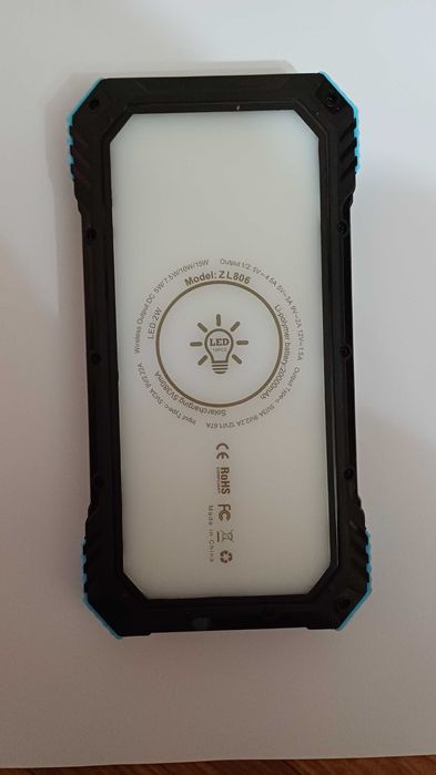 Външна голяма соларна батерия. 20000mha. Solar power bank