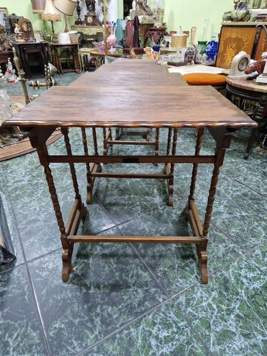 Прекрасен к-т антикварни маркови масички 4 броя