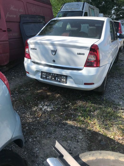 Dezmembrez/Piese Dacia Logan MCV Facelift 1.6 16V 2010 si 1.5 DCI