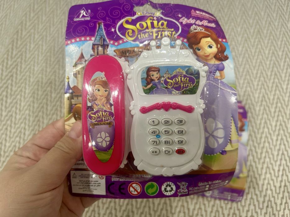 Игрушки для девочек новые за киндер