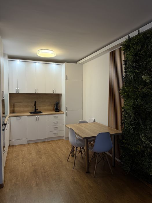 Inchiriez apartament 2 camere