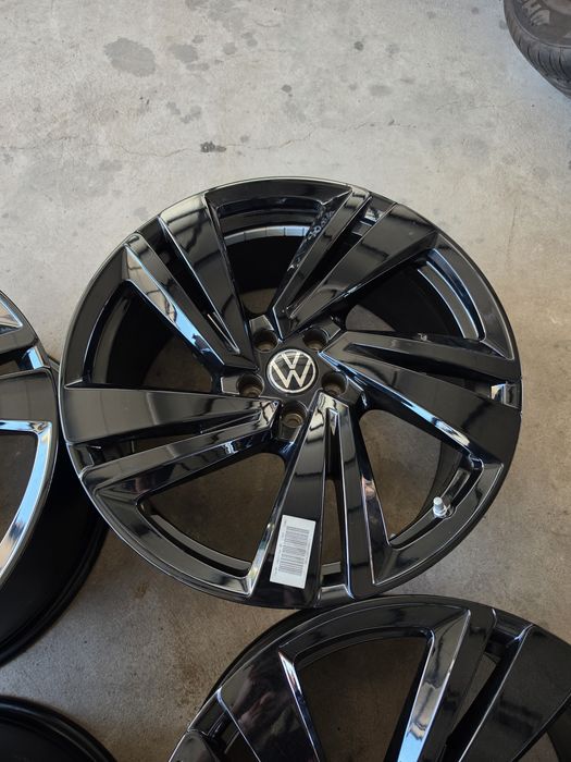 НОВИ Джанти 20 / 5х112 - VW Touareg и др. Nevada 5x112