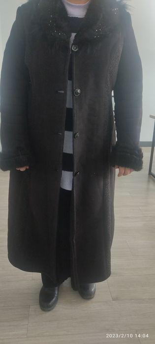 Paltolar sotiladi