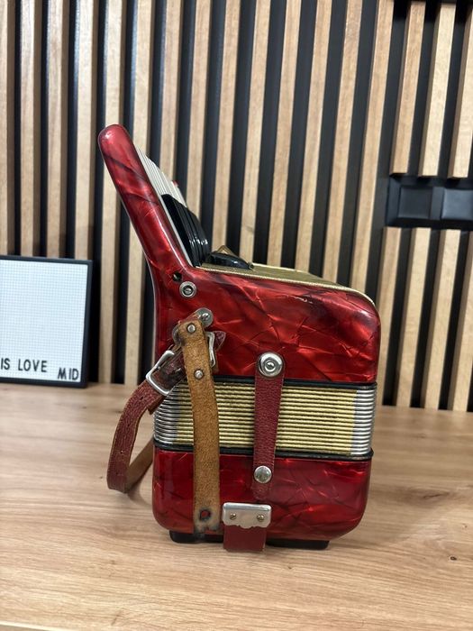 Acordeon Concerto IV cu 48 de basi