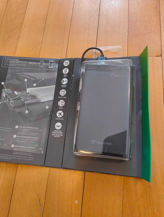 CELLULARLINE FreePower Manta 8000mAh ултратънка преносима батерия