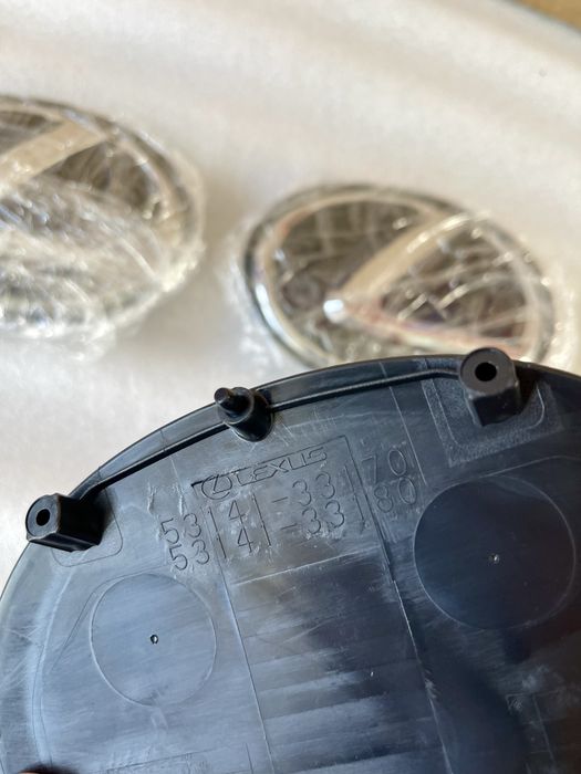 Эмблема (дистроник) Lexus ES, RX Лексус ЕС, Рх