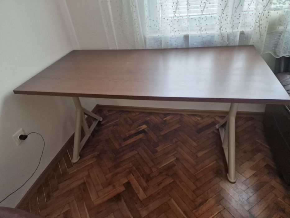 Бюро IDASEN Икеа 80/160см