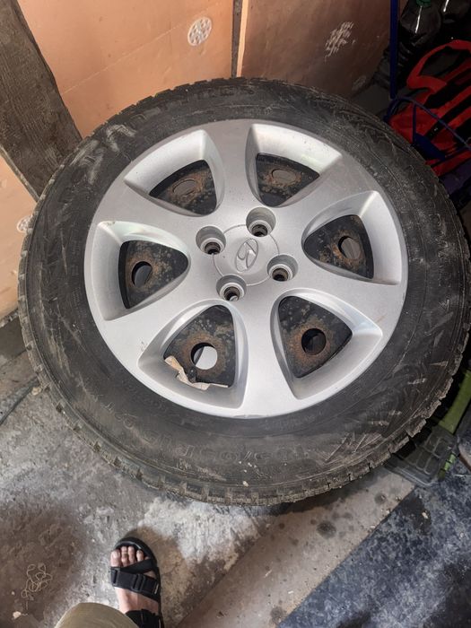 Зимний шины новый