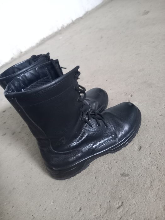 Берцы сатылады  сост жаксы