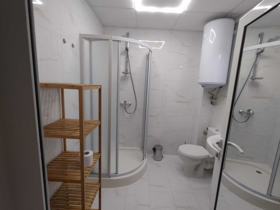 Дава се под наем Двустаен апартамент в Пловдив, Младежки Хълм - 76 кв.м за 590 € - Снимка #8