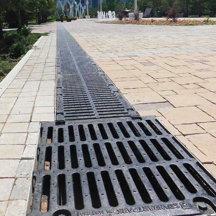 Решотка для лотка и ариков. Арик учун чугунный копког гранит ва газон