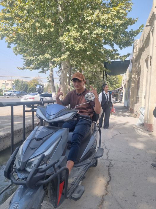 Skuter wasat 70 yuradi