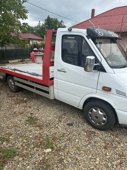 Mercedes-benz. Autoplatforma