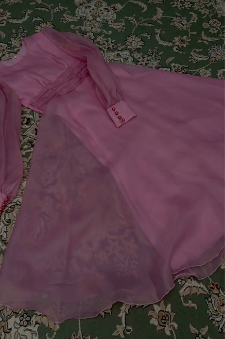 Платье в очень хорошим качестве