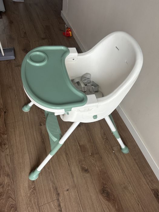 Стул для кормления и каталка ходунок