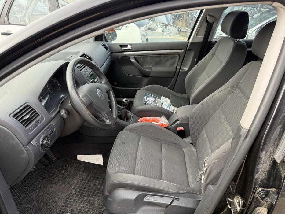 WV Golf 5, 1.6 Benzin 116 hp. 2004