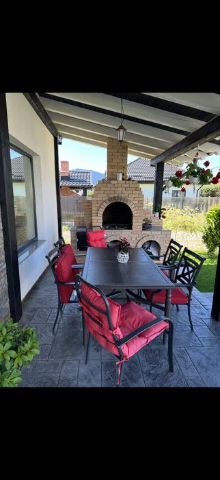 Casa spatioasa cu gradina si anexa situata intr-o zona linistita