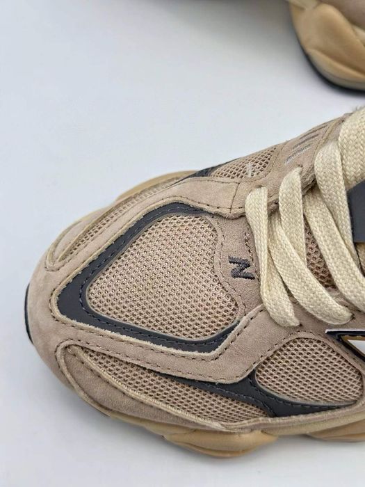 Нови дамски маратонки New Balance 9060 beige /grey .