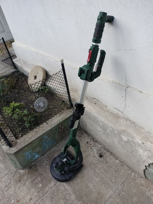 Vând girafă Parkside