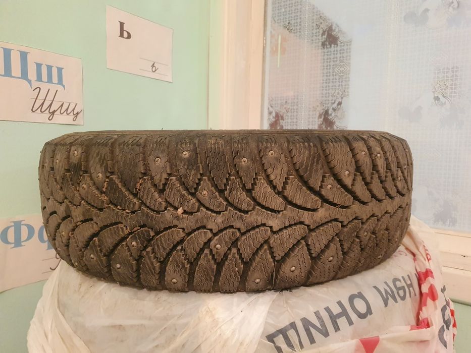 Продам почти новые шины