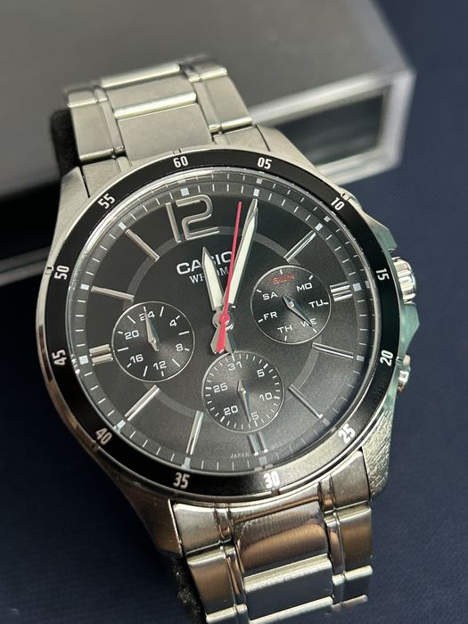 CASIO оригинальные часы