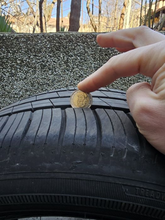 Goodyear efficientgrip performance 205 55 r17