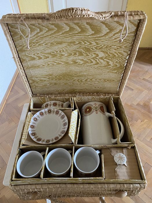 Seturi noi de ceai/cafea – porțelan fin, 160 lei