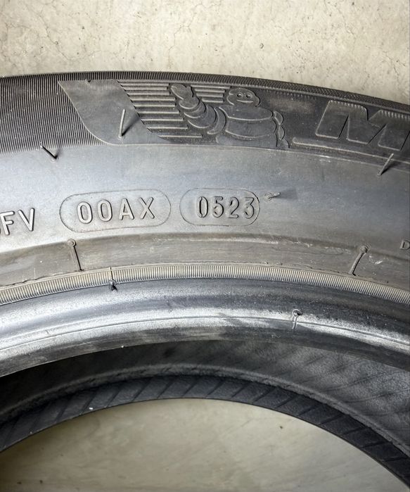 Michelin PS 4 SUV 245/50/19 DOT 0223 и 0523.