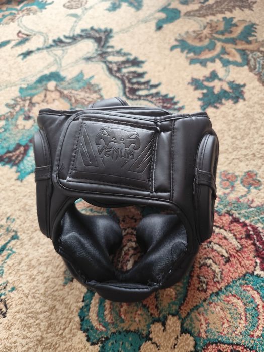 Продам шлем для бокса