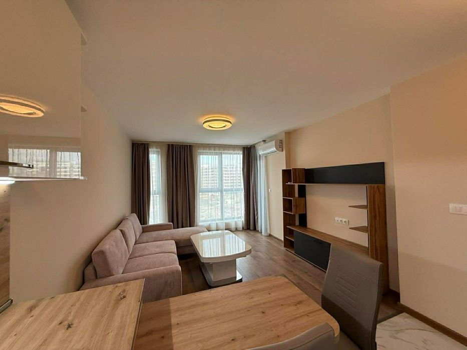 Дава се под наем Двустаен апартамент в София, Младост 4 - 50 кв.м за 796.62 € - Снимка #2