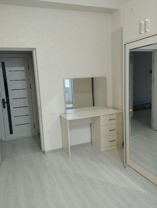 Продается 2 комнатная квартира. Мирзо Улугбекский район. Карасу-6