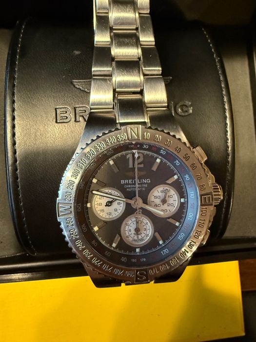 Breitling Hercules A39363 оригинален кутии и документи в топ състояние