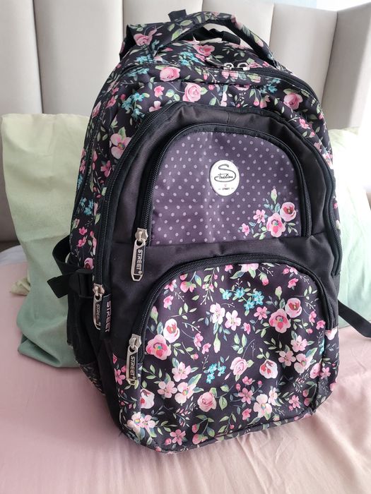 Ученическа раницата за момиче