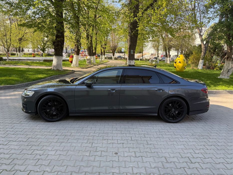 Audi A8 Primul proprietar , state excelenta