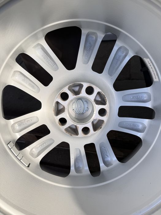 Janta rezerva Land Rover Range Rover Sport Discovery cu anv 255/55 R19