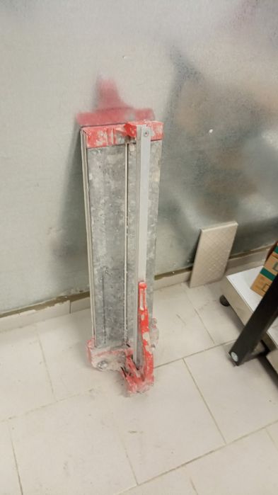 Плиткорез  продам