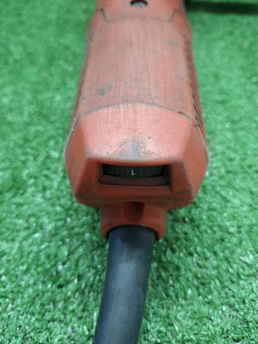 Мощен шлайф на Hilti AG 125-19SE с регулаж на оборотите