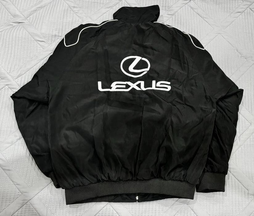 Осенний бомбер Lexus