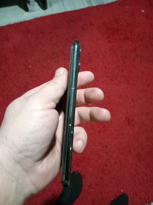 Продам айфон 11 про 64 г