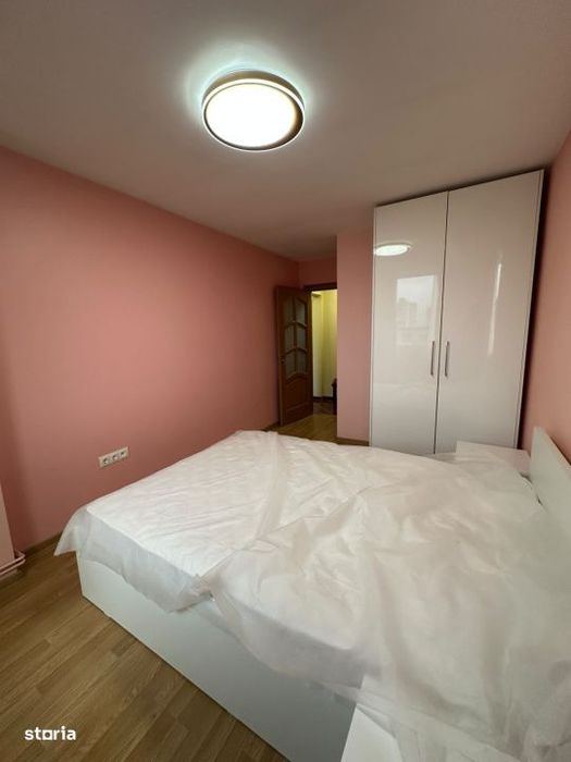 Apartament cu 4 camere de inchiriat  , 98 mp, Bd. Regele Mihai 1