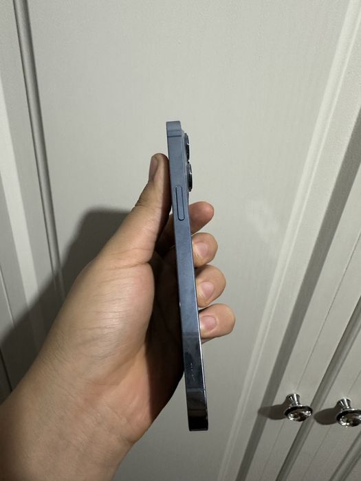 Iphone 13 pro blue