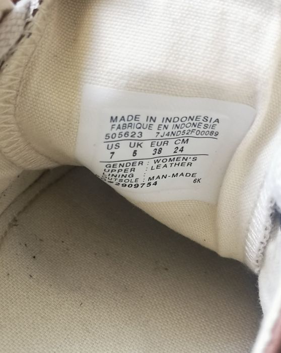Кожени кецове Converse  номер 38 24 см.
