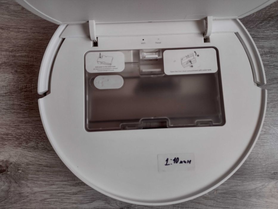 Mi Robot Vacuum-Mop Essential прахосмукачка робот - отлична батерия!