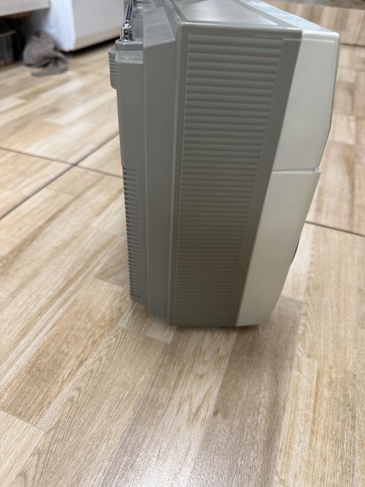 Sharp GF 5757 impecabil